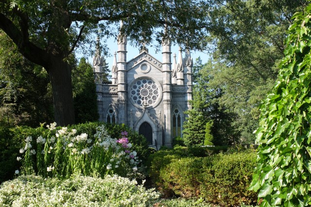 prettychapelMtAuburn